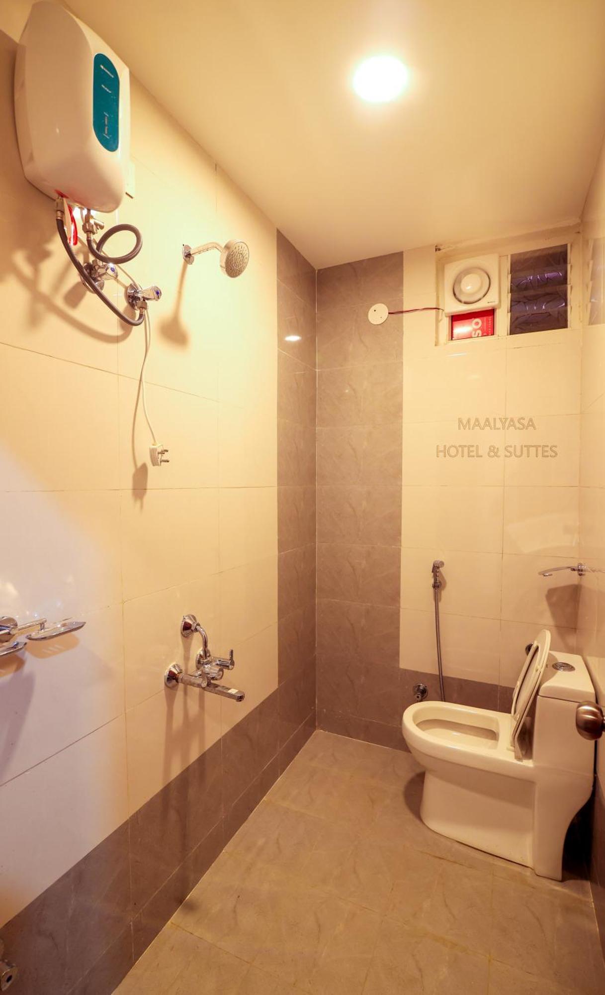 Maalyasa Hotel And Suites Hajdarabad Zewnętrze zdjęcie