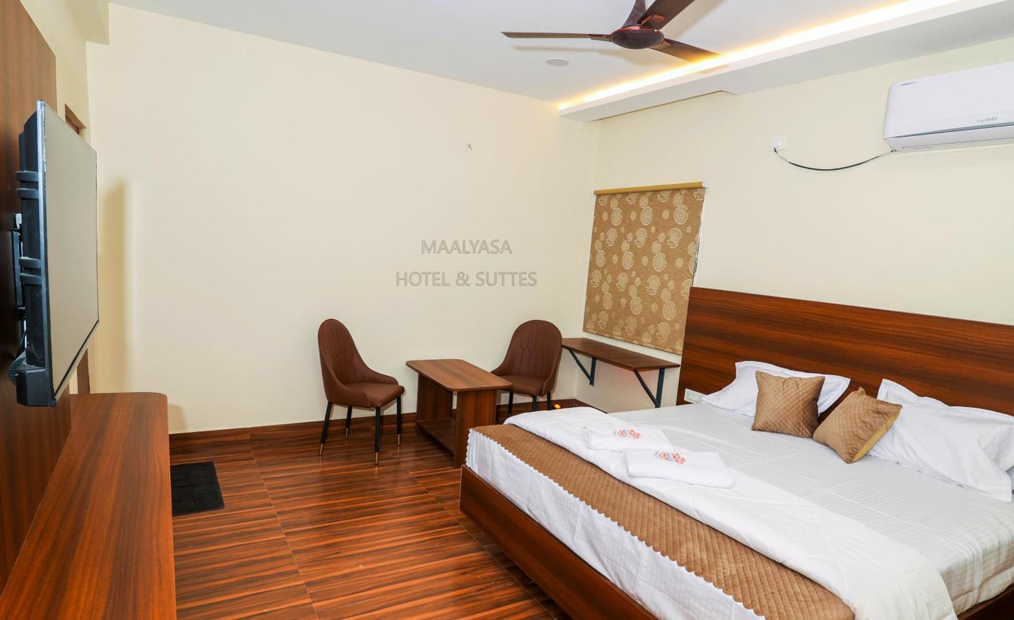 Maalyasa Hotel And Suites Hajdarabad Zewnętrze zdjęcie